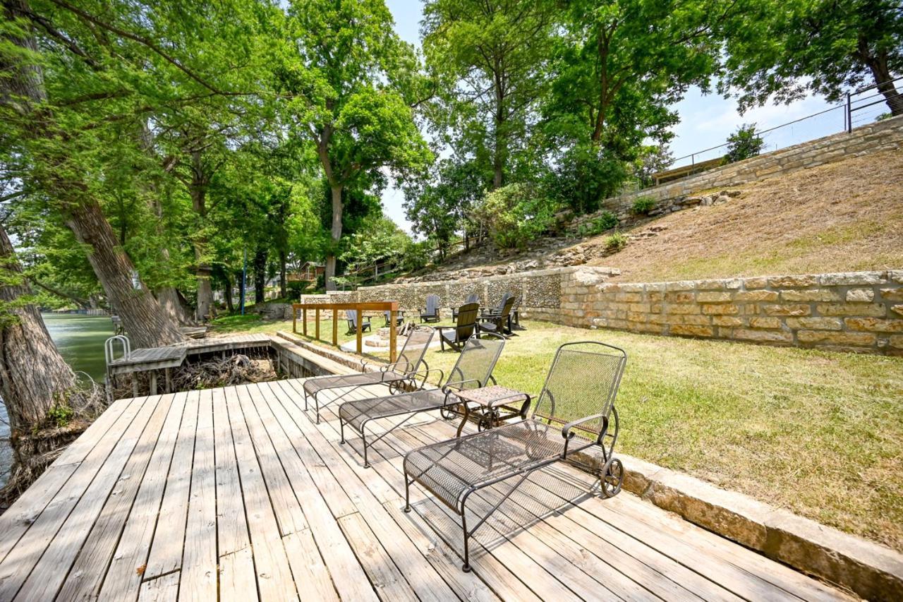 Luxury Lakefront Oasis With Boat Dock-Firepit McQueeney Exteriör bild